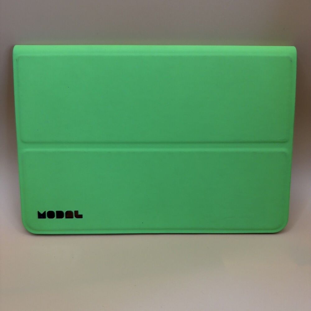 Modal Folio Case for 7" Tablets Green/Black -Magnetic closure, easel